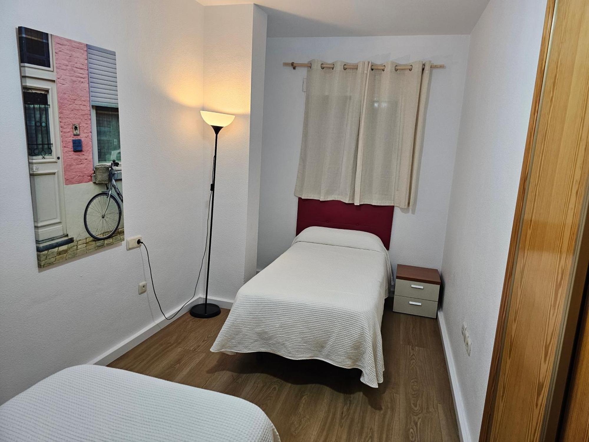 Apartamentos Plaza Alicante Exterior photo