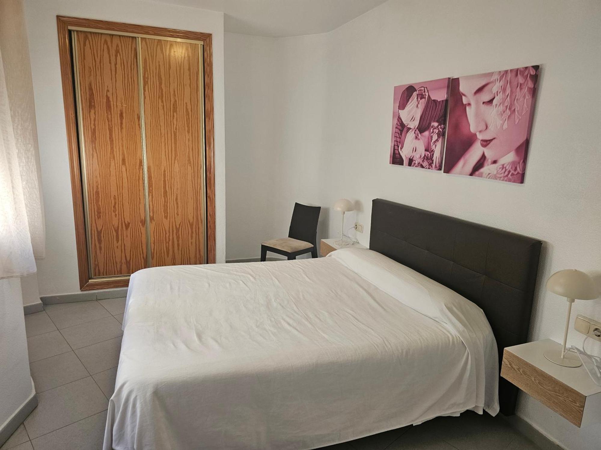 Apartamentos Plaza Alicante Room photo