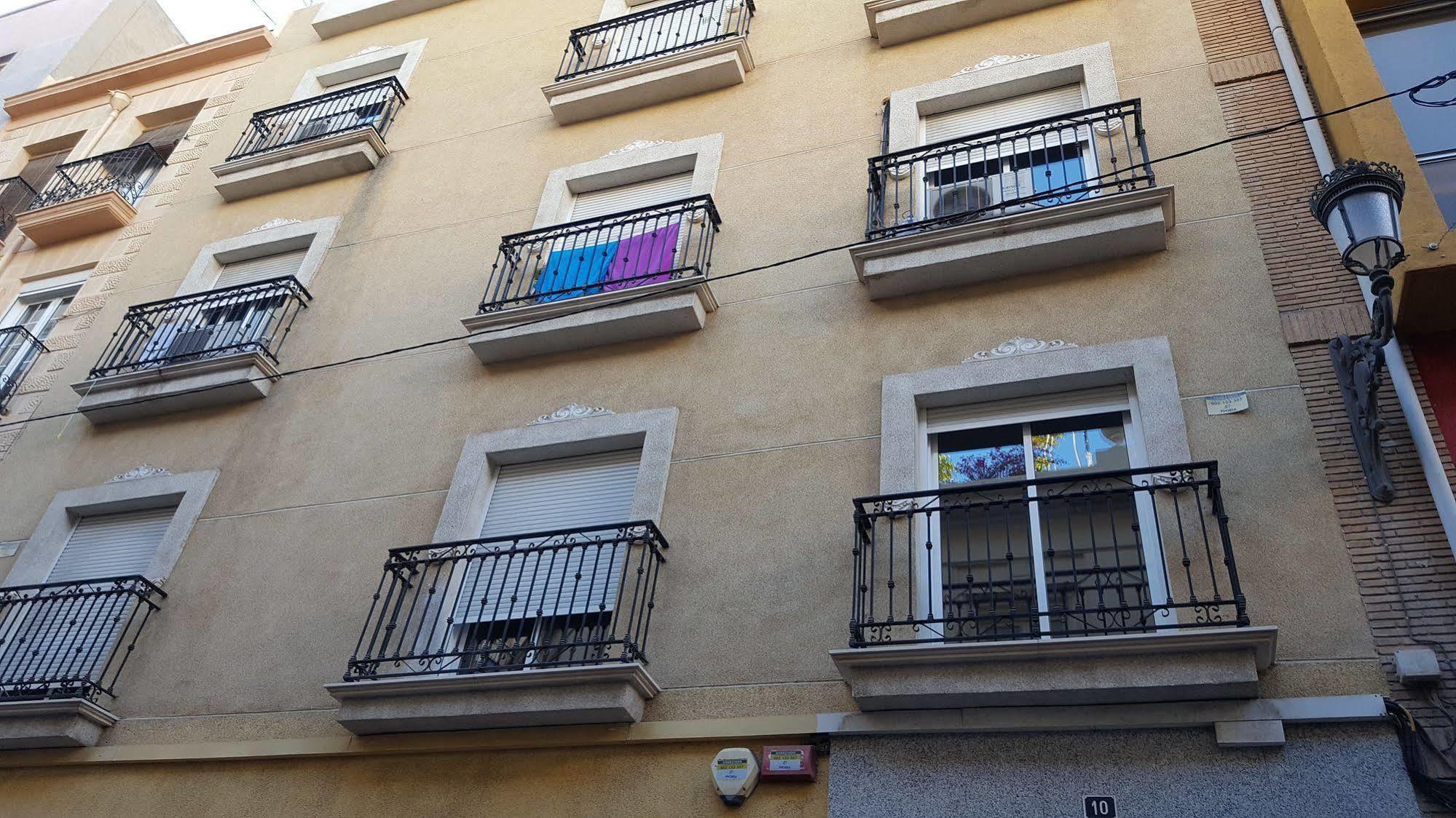 Apartamentos Plaza Alicante Exterior photo